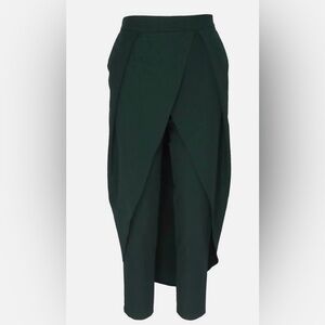 Chic Forest Green Women's Cropped Pants